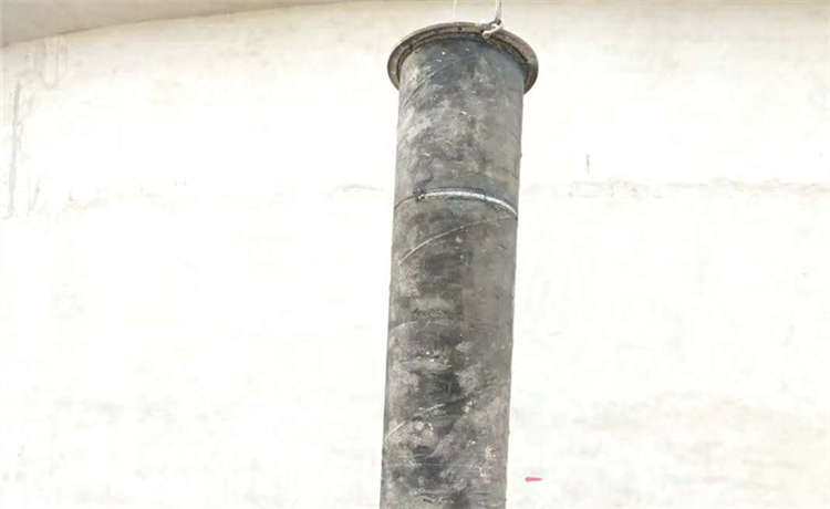 1820mm螺旋鋼管，1524mm螺旋鋼管，2000排污螺旋焊管廠家，大型廠家質(zhì)量可靠?jī)r(jià)格低廉