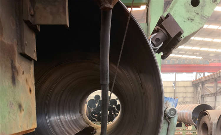 外徑529mm螺旋管，深圳DN1900mm螺旋管，3300mm螺旋焊管，鋼材場(chǎng)幕墻鍍鋅方管